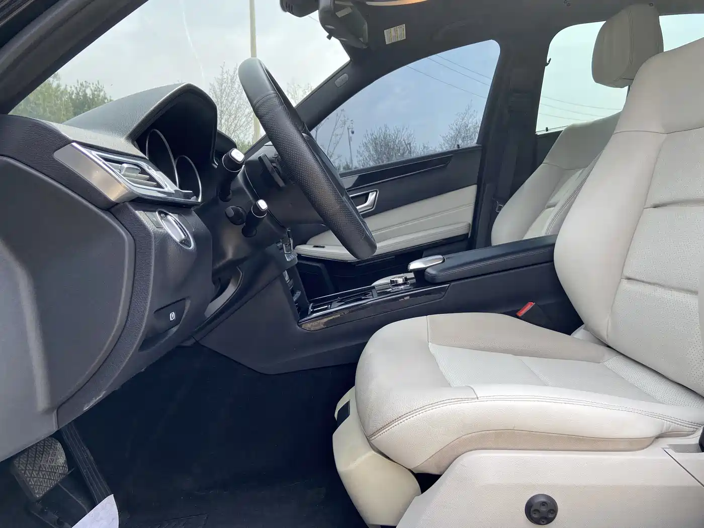 Mercedes-Benz E-Class 2014 Facelift E 260 L Sport фото 5