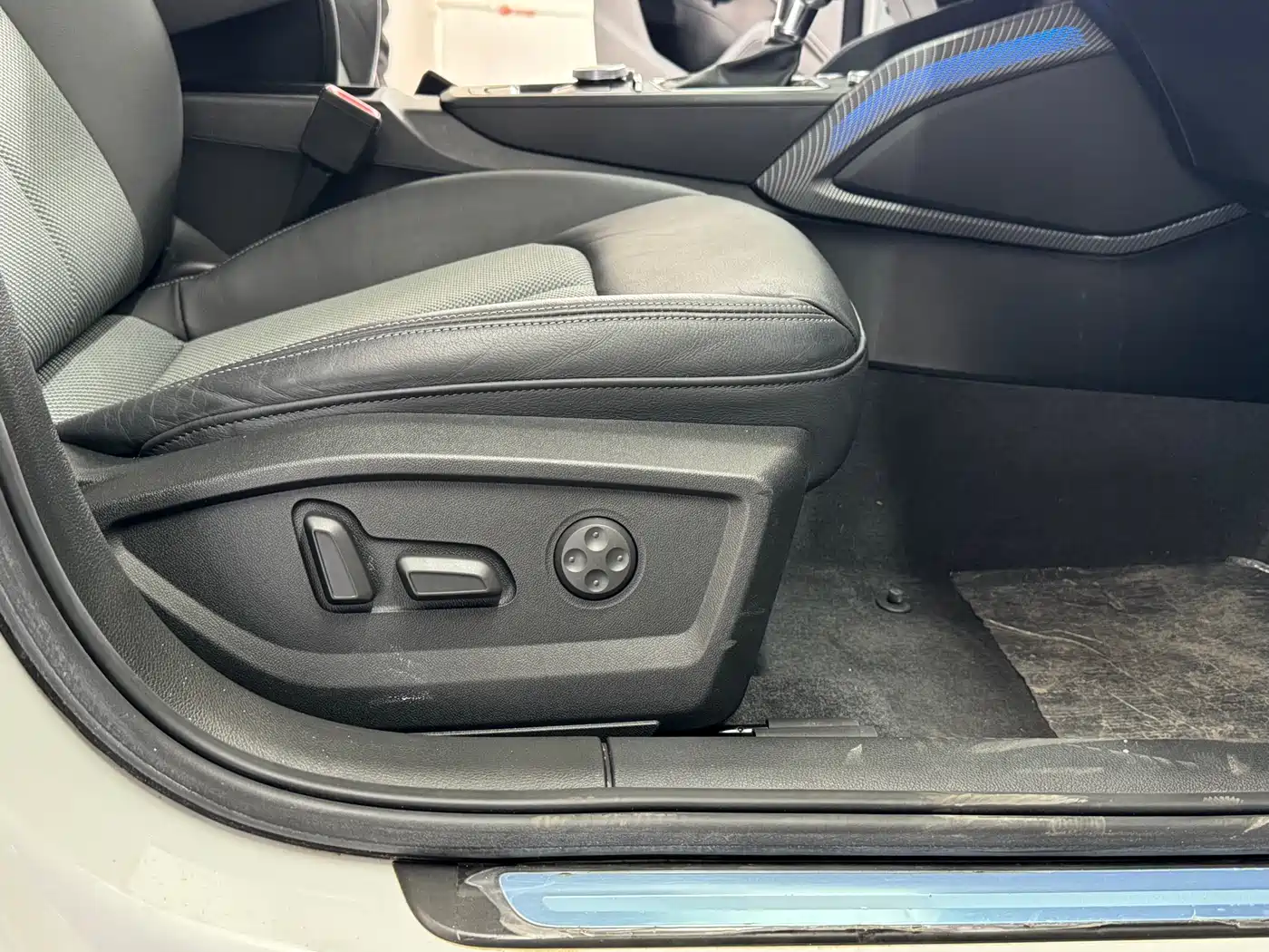 Audi Q2L 2021 Model 35 TFSI Fashion Dynamic фото 9