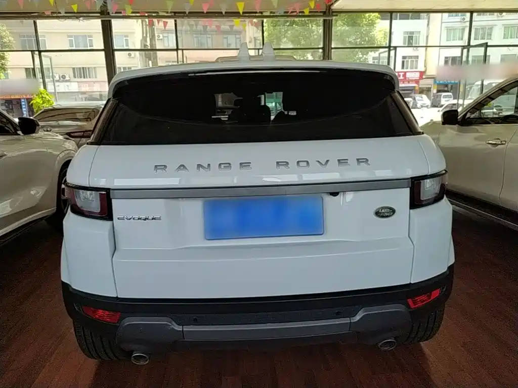 Land Rover Range Rover Evoque 2018 240PS PURE Trend фото 6