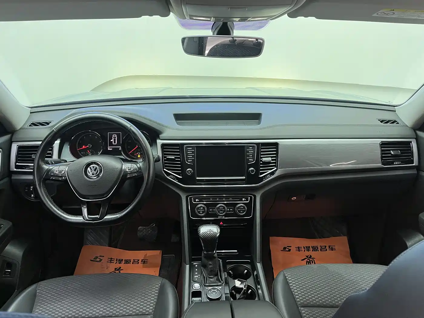 Volkswagen Teramont 2019 380TSI 4WD Comfort China V фото 9