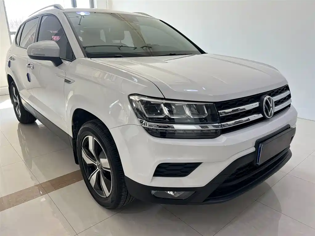 VOLKSWAGEN TUYUE