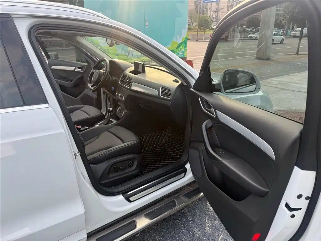 Audi Q3 2013 35 TFSI Progressive фото 7