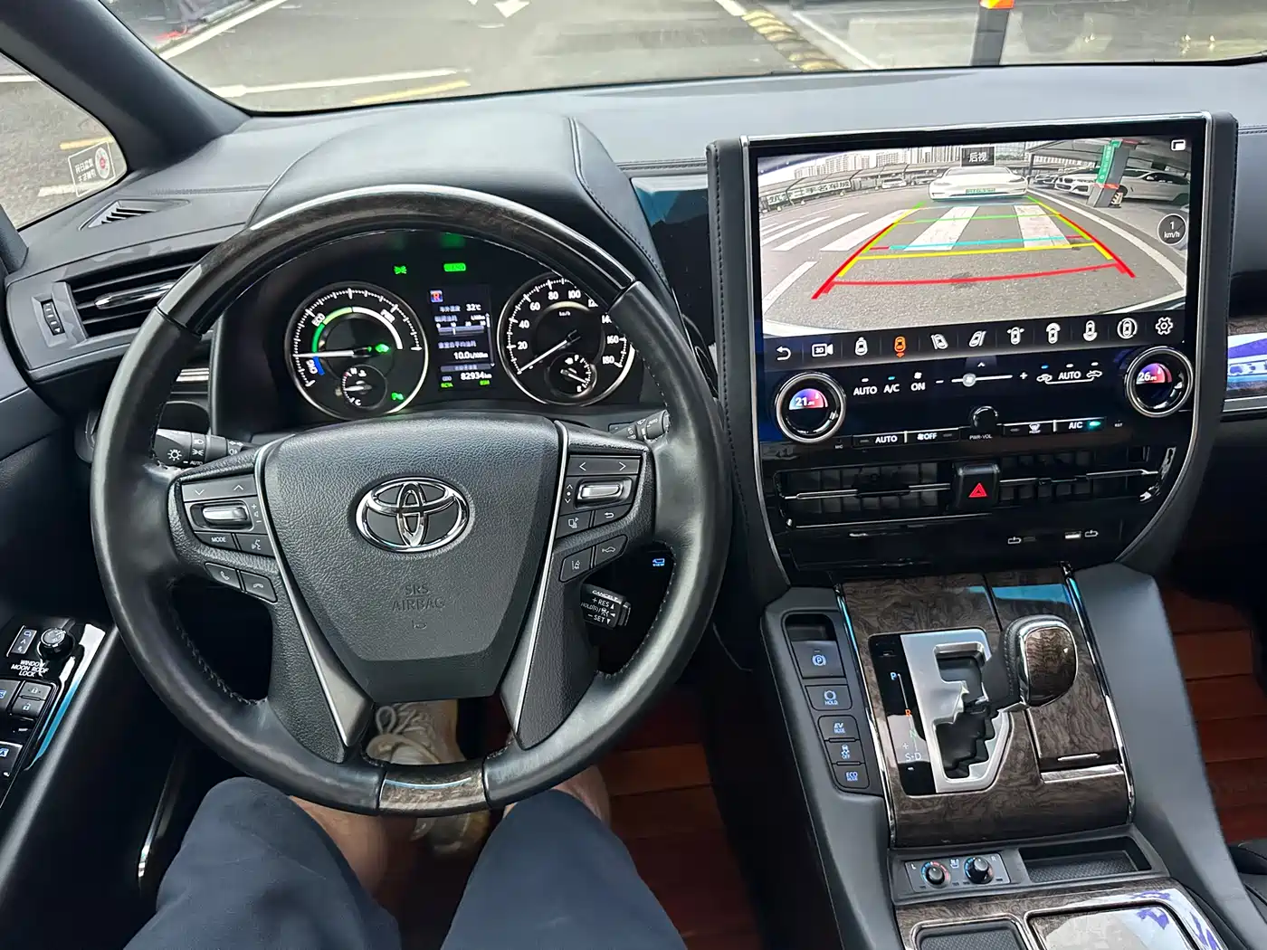 Toyota Alphard 2019 Hybrid 2.5L Premium Edition фото 22
