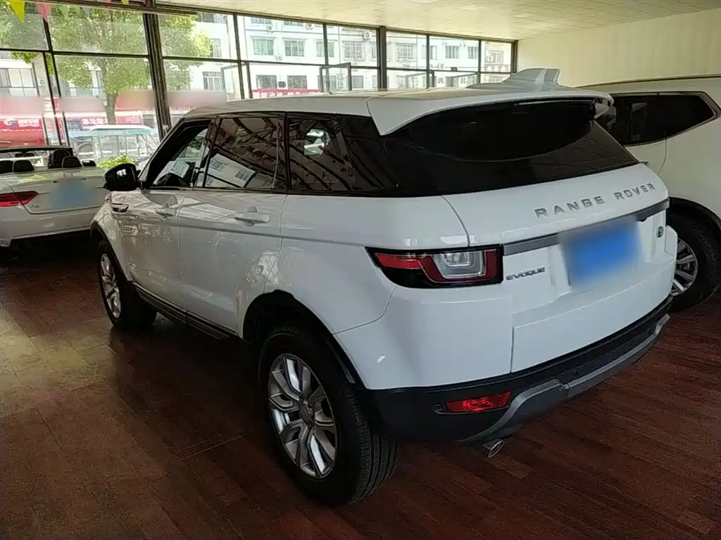 Land Rover Range Rover Evoque 2018 240PS PURE Trend фото 5