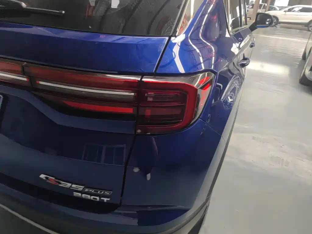 Changan CS35 PLUS 2019 2019 1.4T DCT Cool Connect Blue Whale Edition