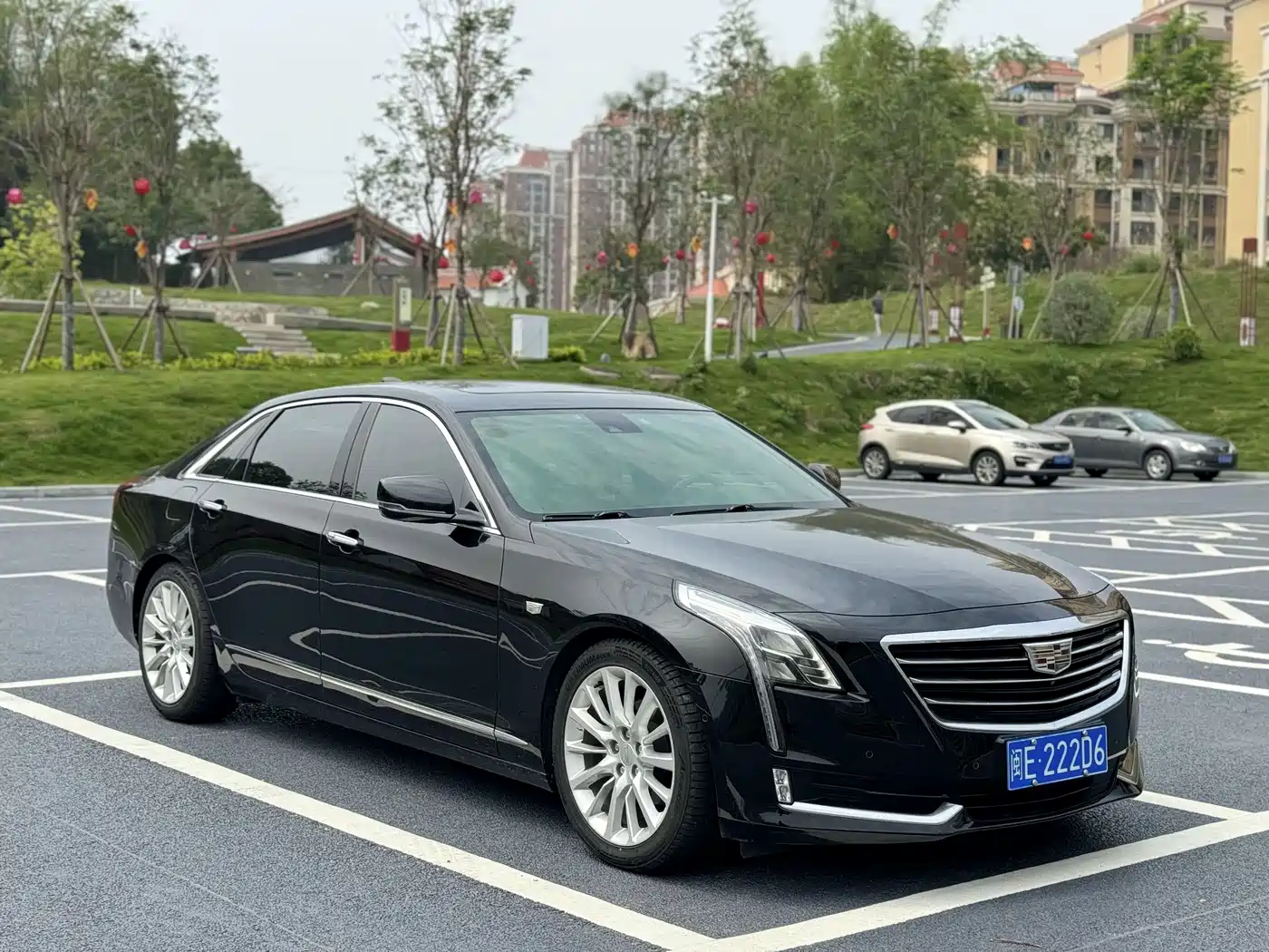 Cadillac CT6 2016 28T Leading фото 3