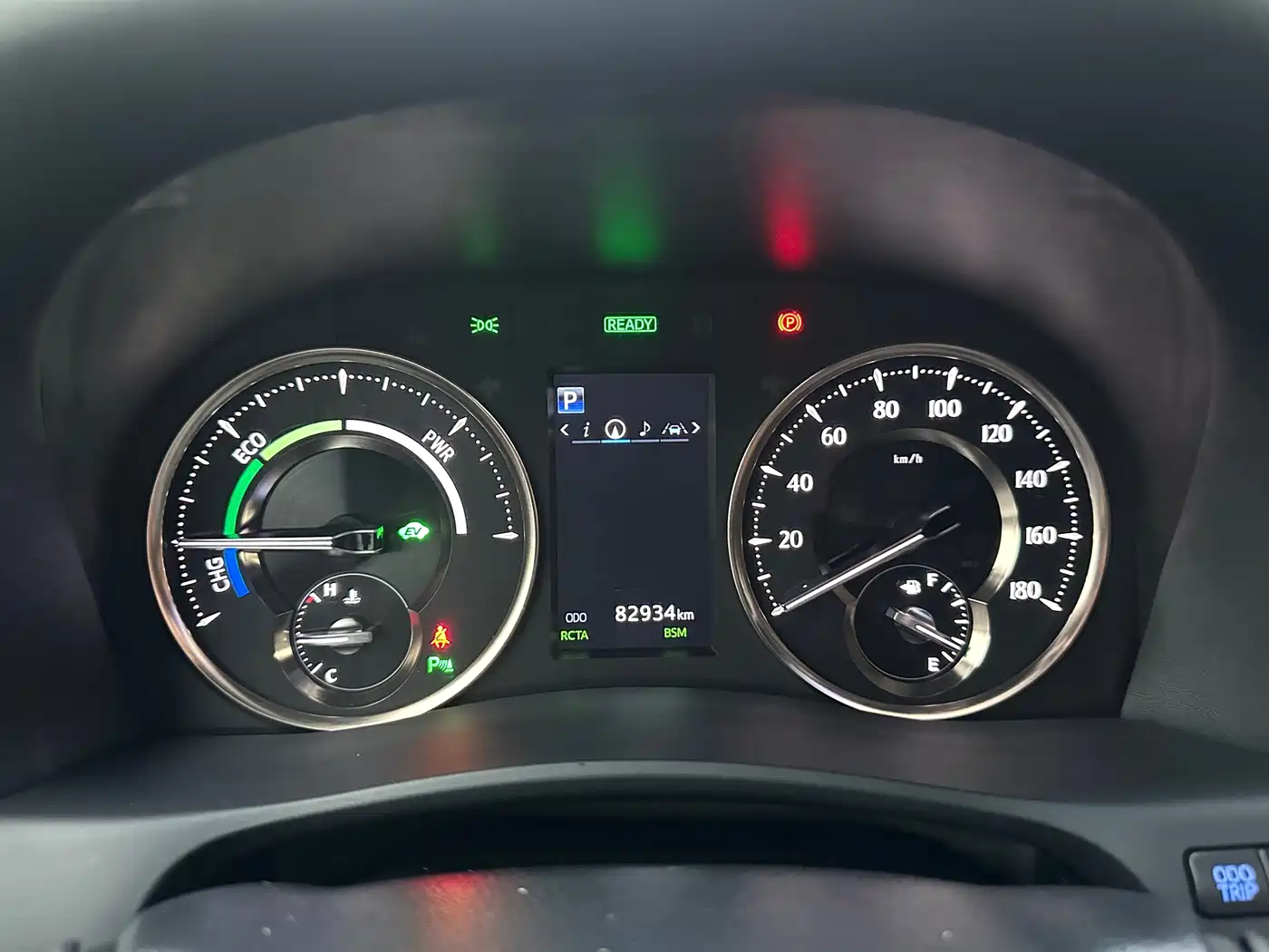 Toyota Alphard 2019 Hybrid 2.5L Premium Edition фото 25