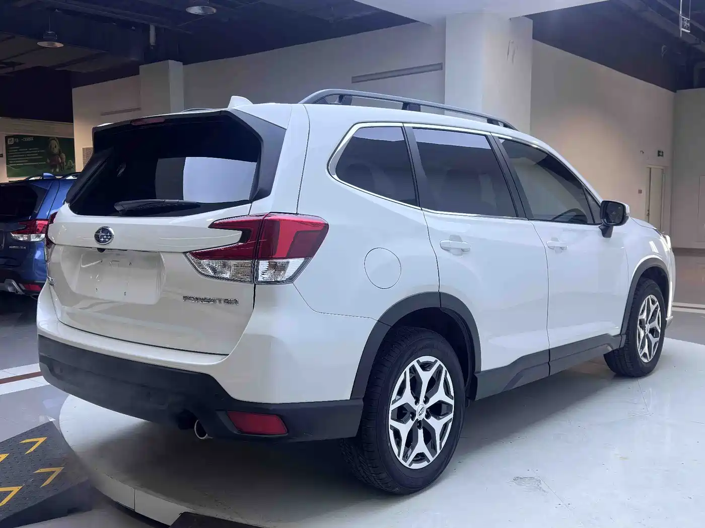 Subaru Forester 2022 2.0i AWD Luxury Edition with EyeSight фото 4
