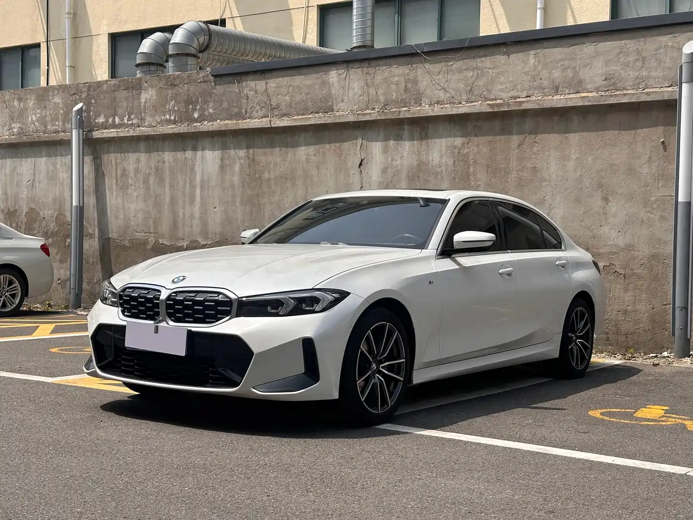 BMW 3-SERIES 2023