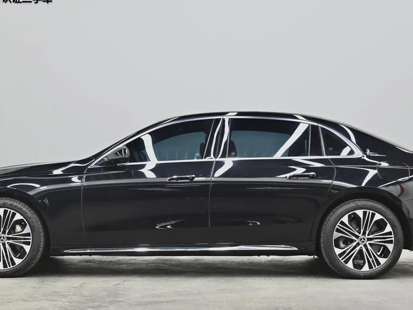 Mercedes-Benz E-Class New Energy 2024 E 350 e L Plug-in Hybrid Sedan фото 23