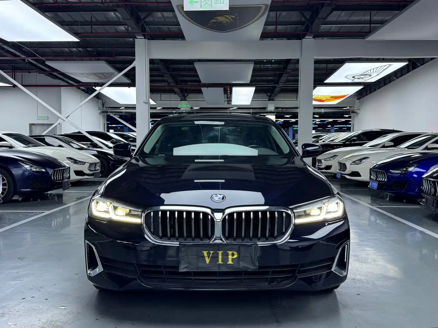 BMW 5 Series 2021 525Li Luxury Package фото 2
