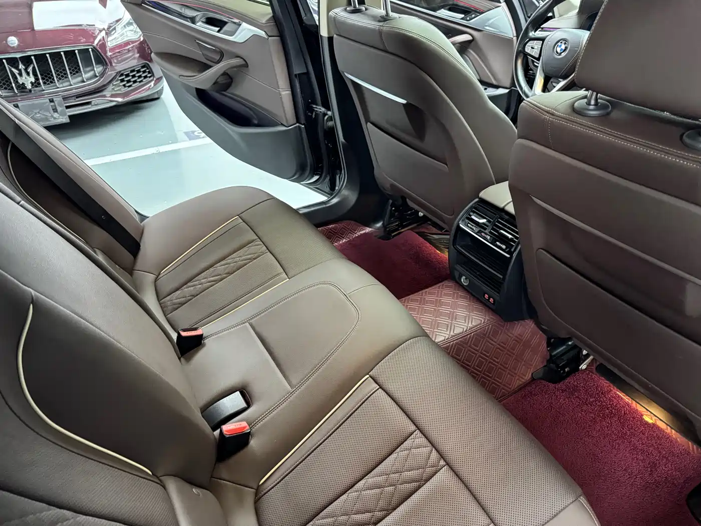 BMW 5 Series 2021 525Li Luxury Package фото 14