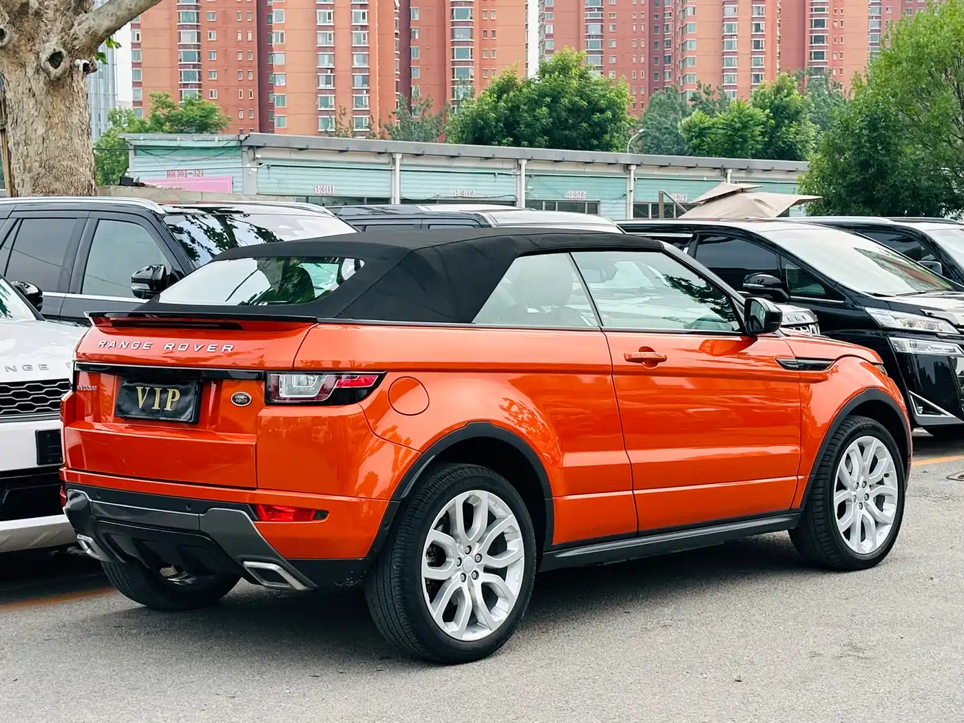 Land Rover Range Rover Evoque (Import) 2018 240PS HSE DYNAMIC Convertible фото 4