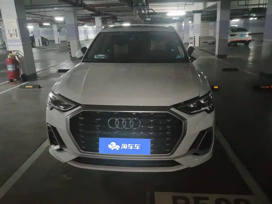 Audi Q3 2022 40 TFSI Fashion Dynamic фото 2
