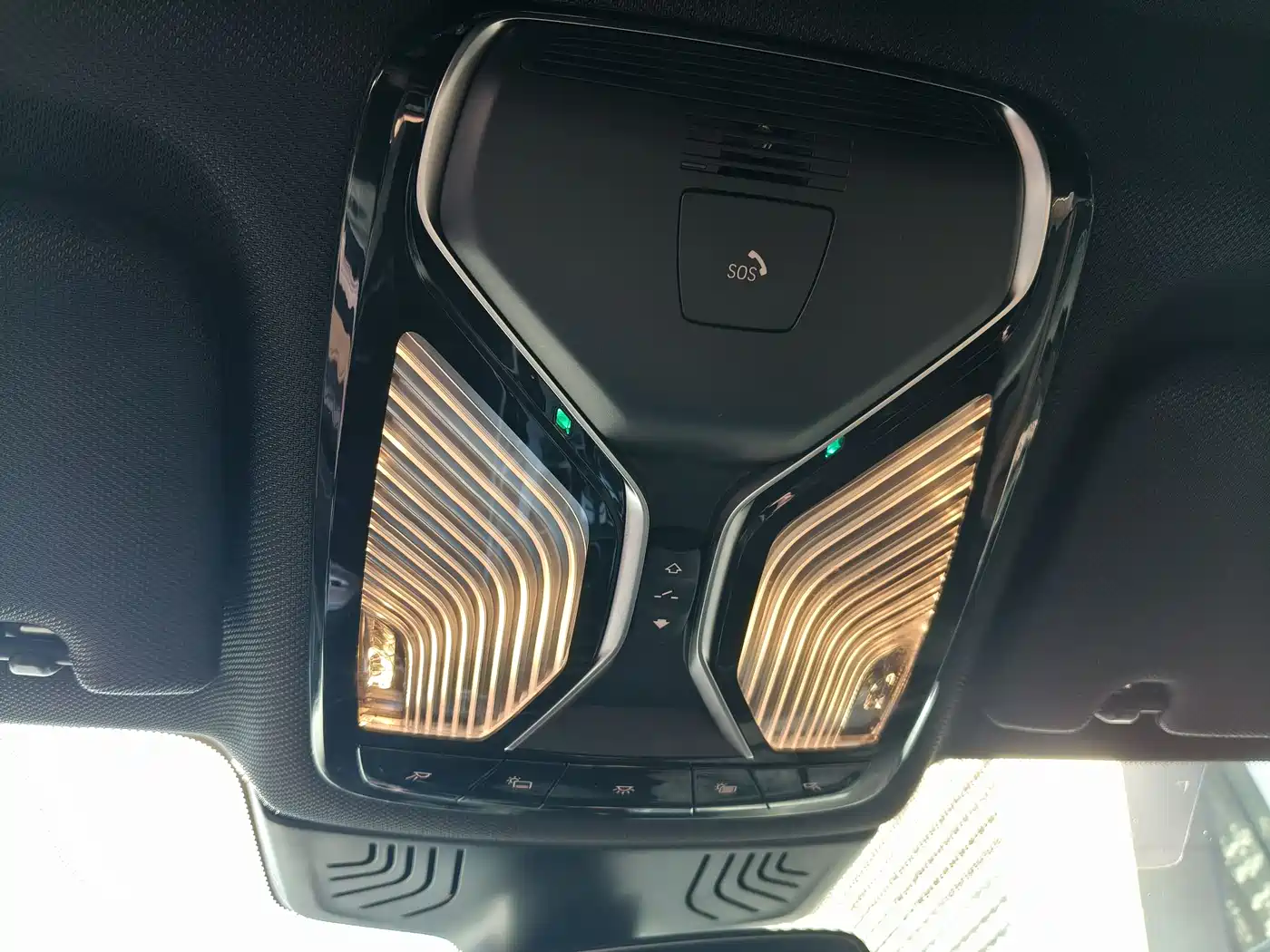 BMW 7 Series 2021 Model 740Li Leading M Sport Package фото 16
