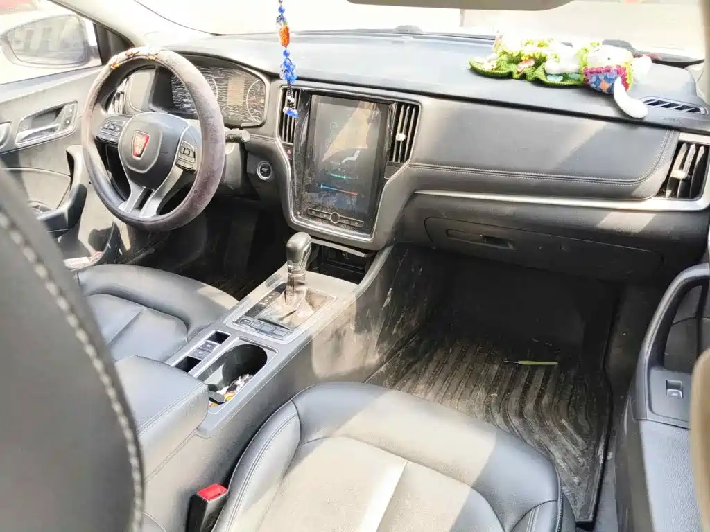 Roewe i6 2019 2019 PLUS 1.6L CVT 4G Connected Flagship Great Edition