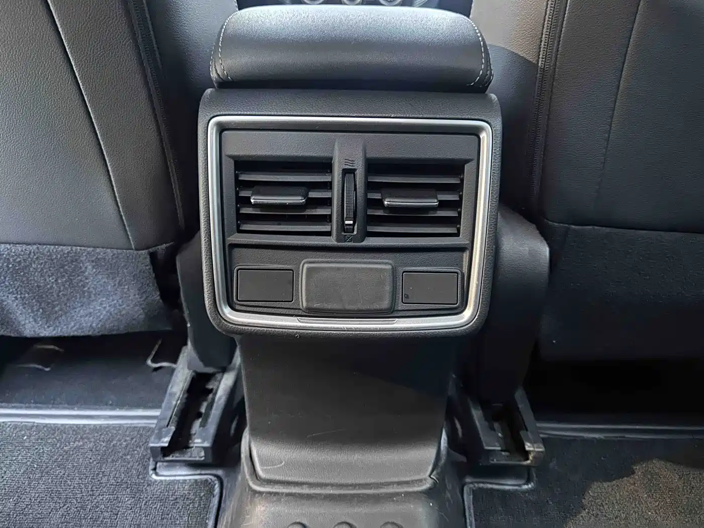 Subaru Forester 2022 2.0i AWD Luxury Edition with EyeSight фото 17