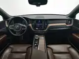 Photo 5 - Volvo XC60 Plug-in Hybrid