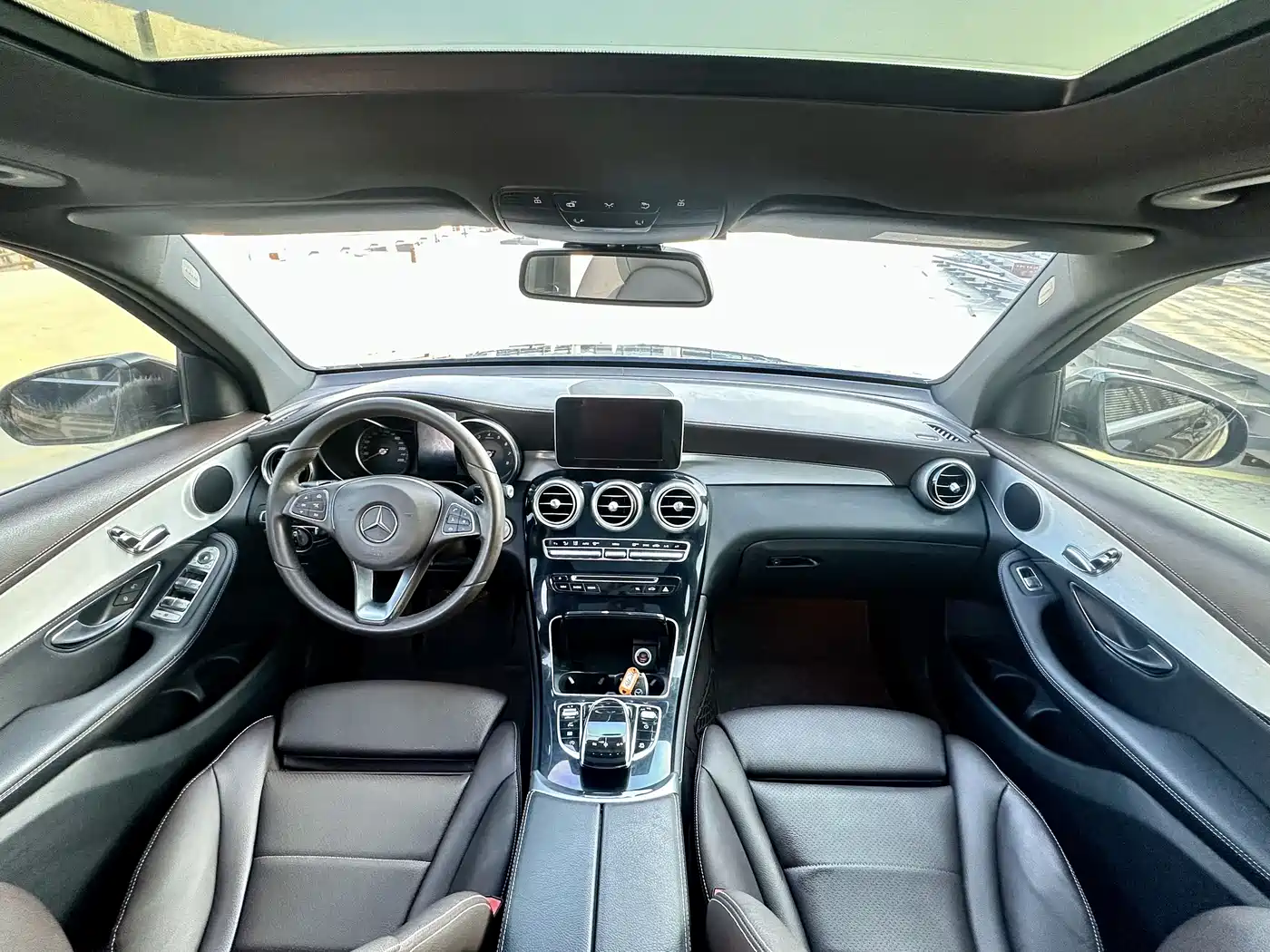 Mercedes-Benz GLC 2016 GLC 200 4MATIC фото 5