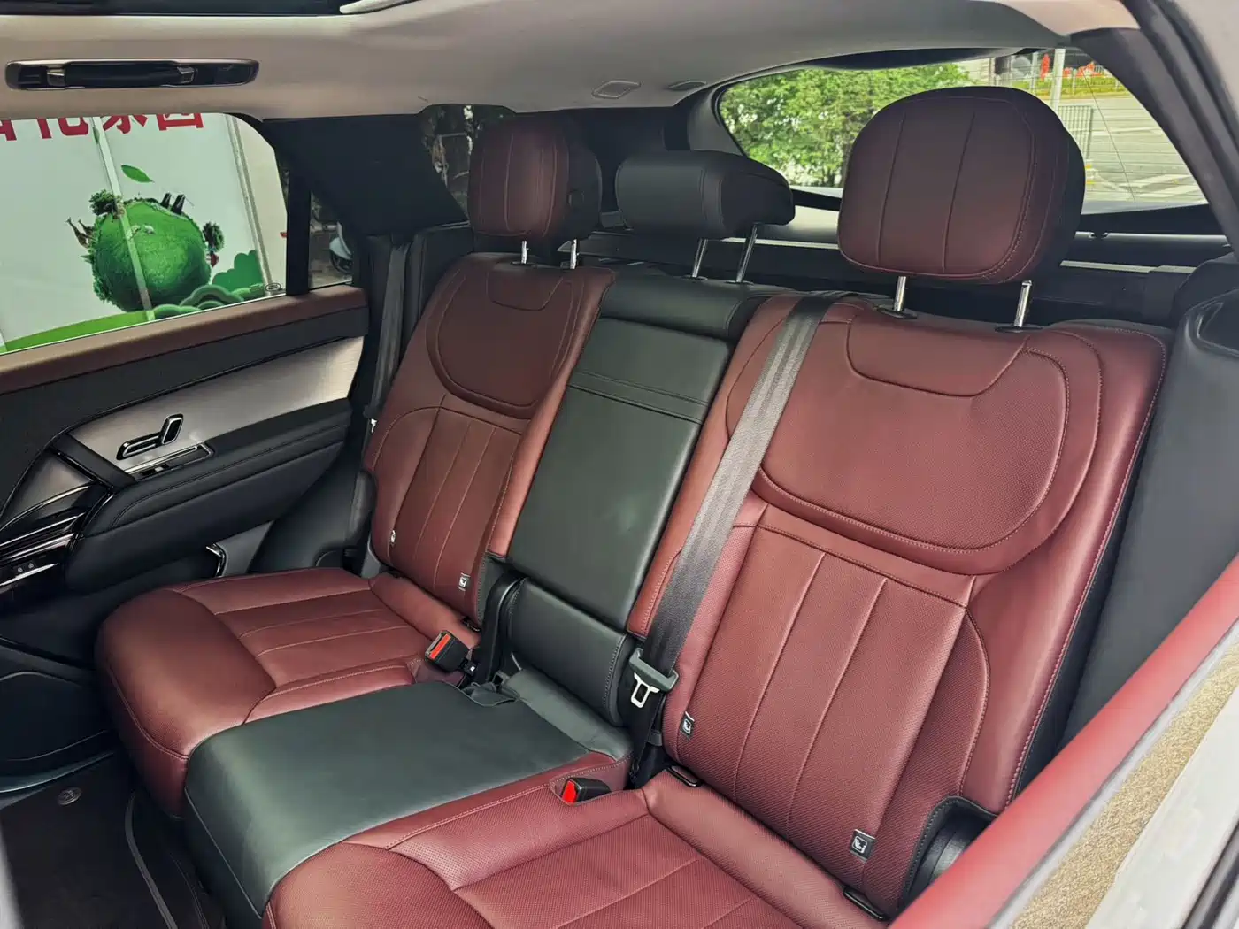 Land Rover Range Rover Sport 2024 400PS Dynamic SE фото 8