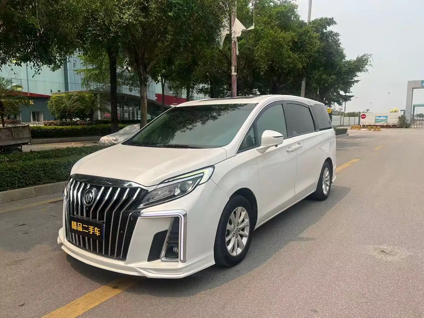 Buick GL8 2018 ES 28T Luxury Type China VI