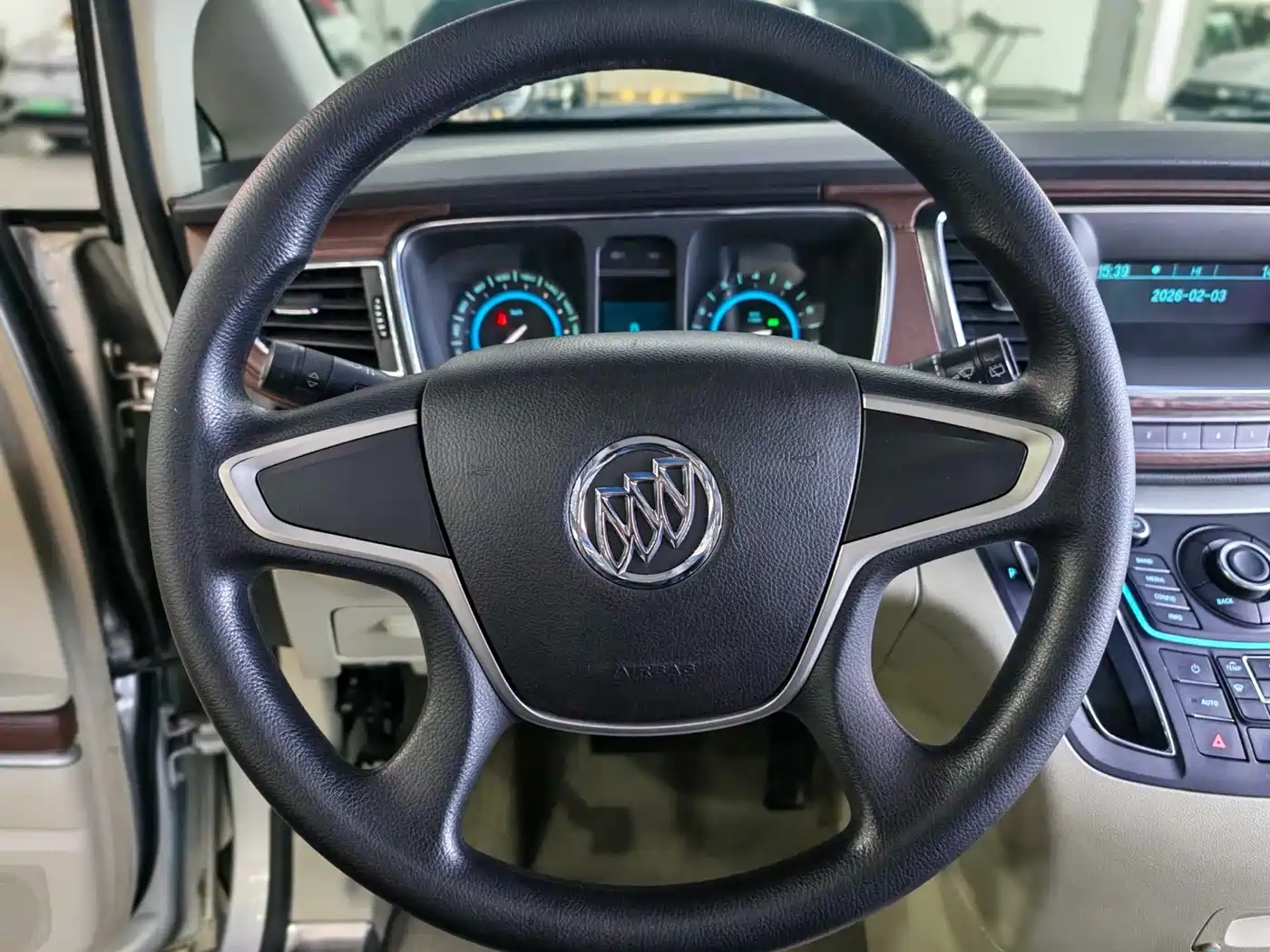 Buick GL8 2014 2.4L CT Luxury Business Comfort фото 11