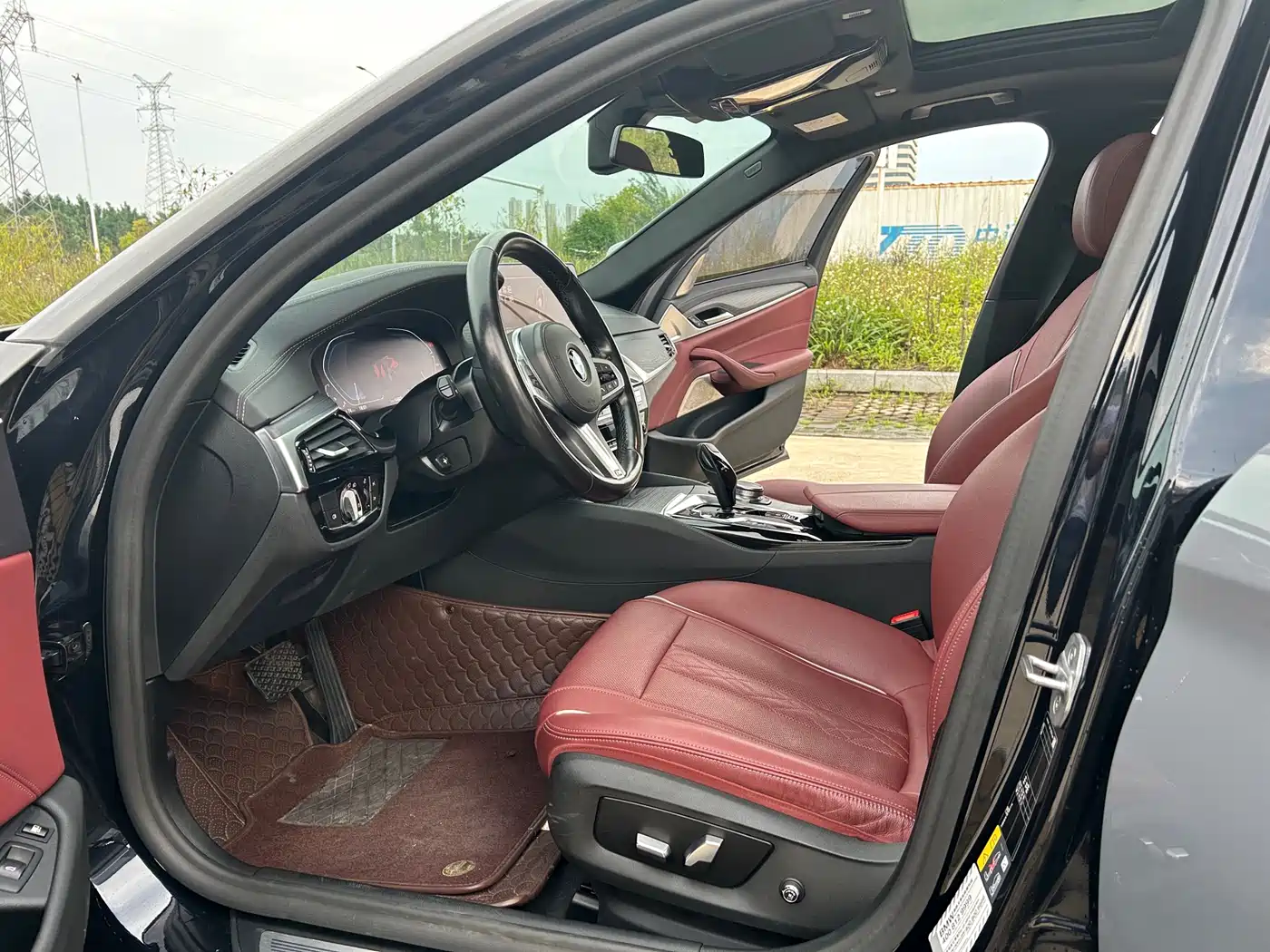 BMW 5 Series New Energy 2021 535Le M Sport Package фото 8
