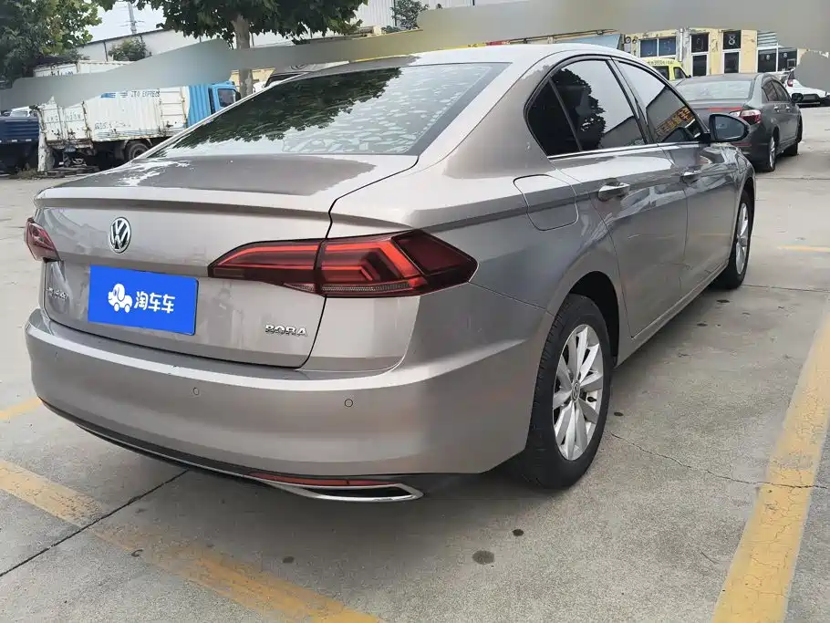 Photo 3 - Volkswagen Bora