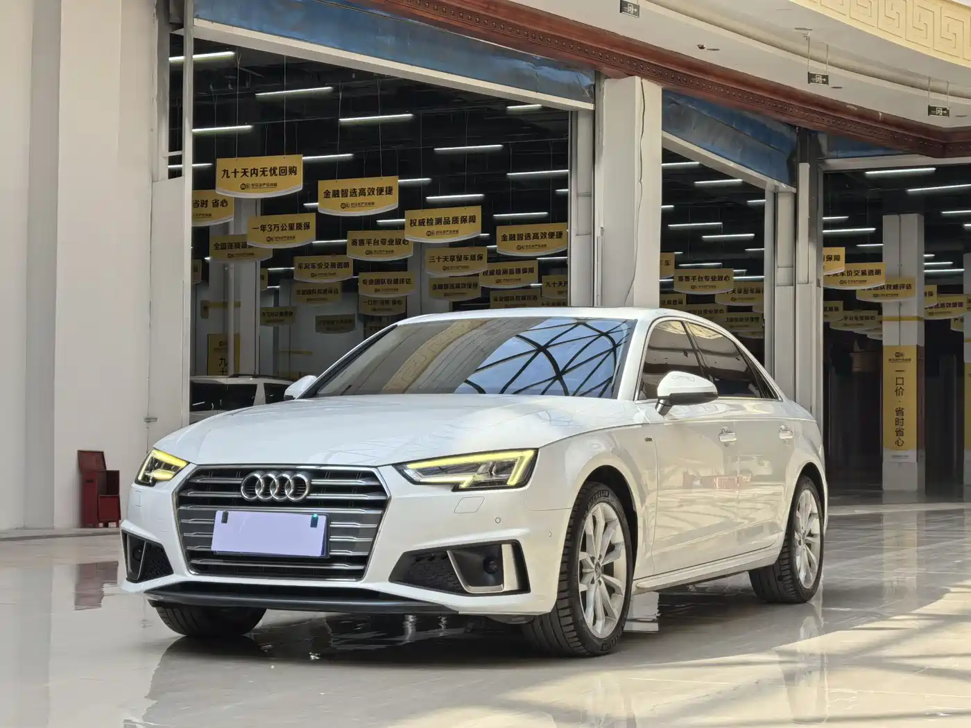 Audi A4L 2019 40 TFSI Fashion (China VI)