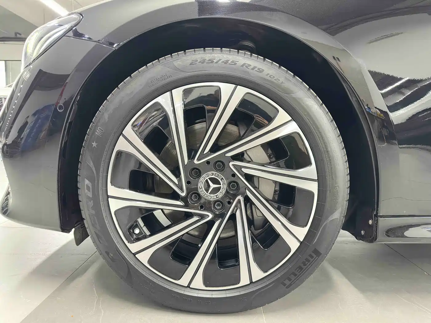 Mercedes-Benz E-Class 2025 Facelift E 300 L Luxury фото 27