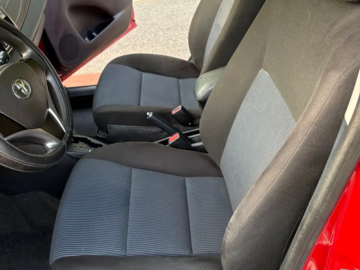 Toyota YARiS L Zhi Xuan 2015 1.5E Auto Charming Edition фото 10