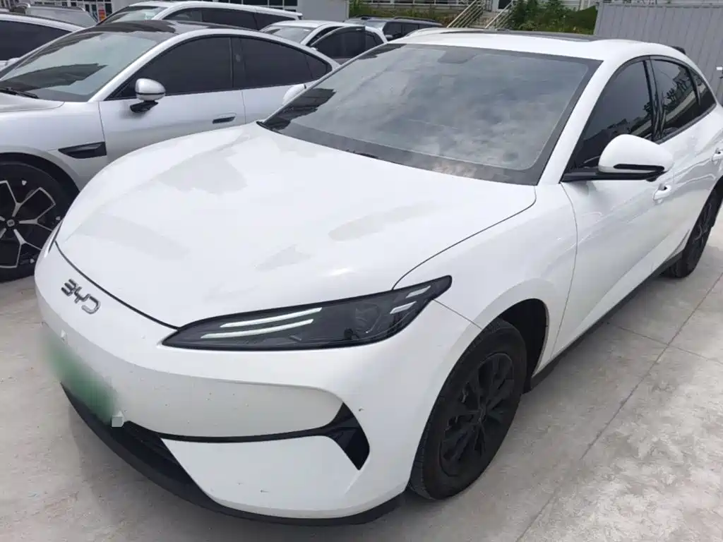 BYD e7 2025 520 Smart Driving Edition