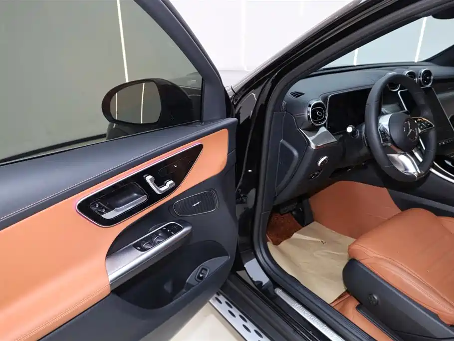 Mercedes-Benz GLC 2025 Facelift GLC 260 L 4MATIC Dynamic фото 26