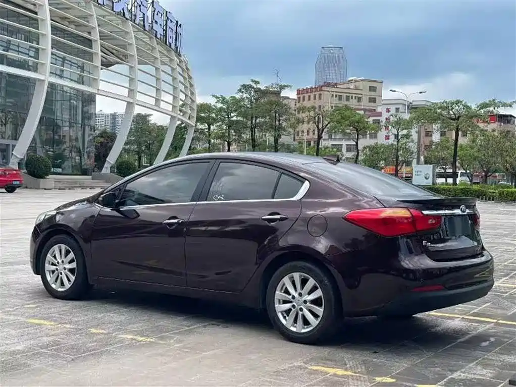 Kia K3 2013 1.6L Automatic GLS фото 7