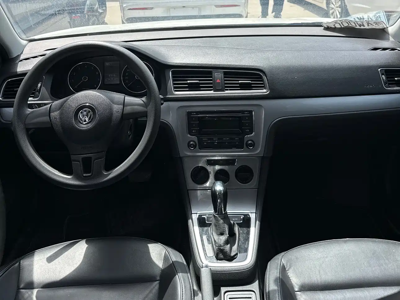 Volkswagen Lavida Tour 2013 1.6L Automatic Comfort фото 10