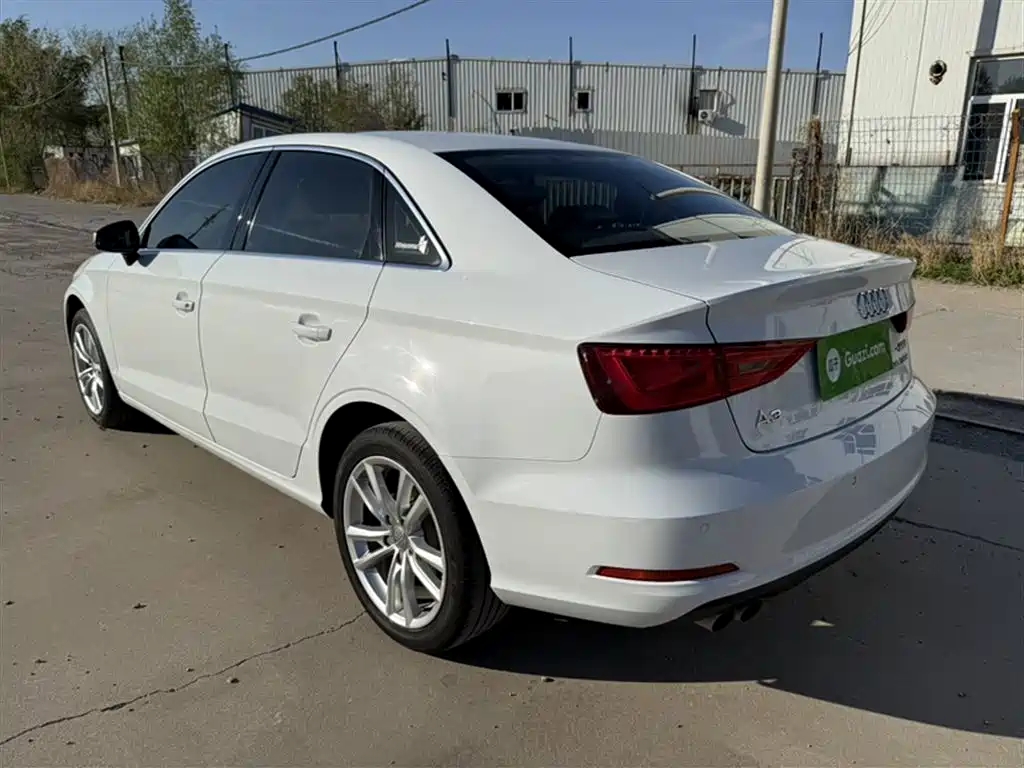 Audi A3 2015 Limousine 35 TFSI Millionth Anniversary Comfort Enjoyment Type фото 4