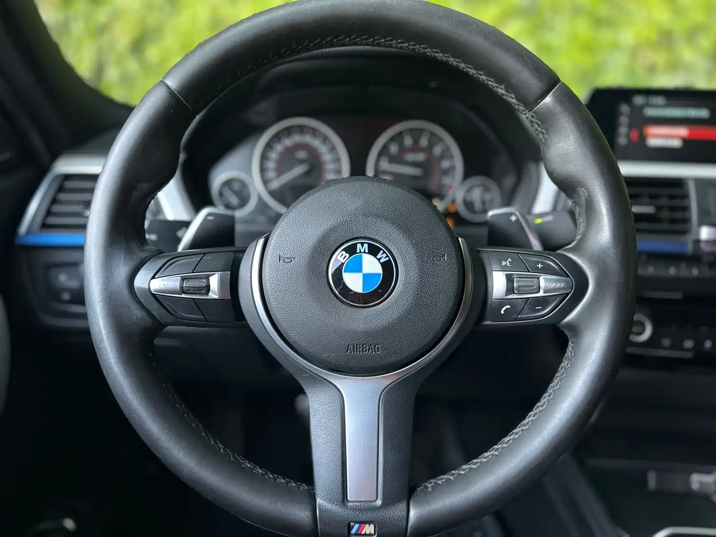 BMW 3 Series 2018 320i M Sport Package фото 9