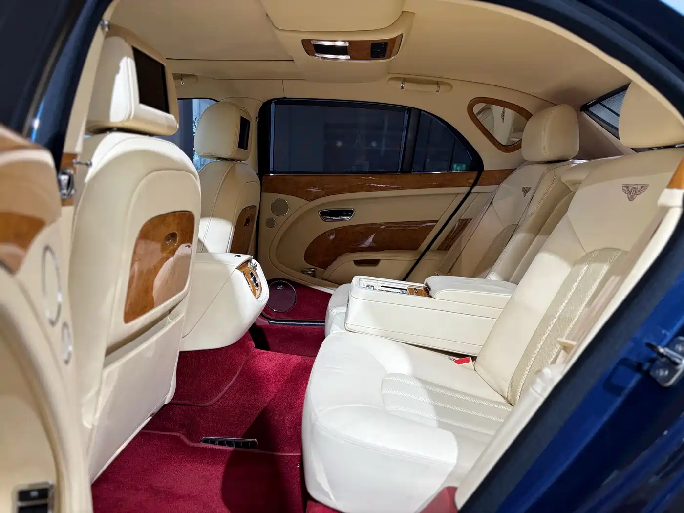 Bentley Mulsanne 2013 6.8T Mulliner Special Edition фото 19