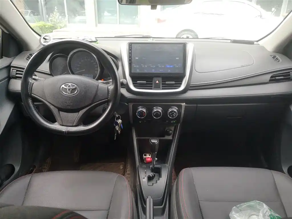 Toyota Vios FS 2017 1.5L CVT Fengchi Edition фото 6