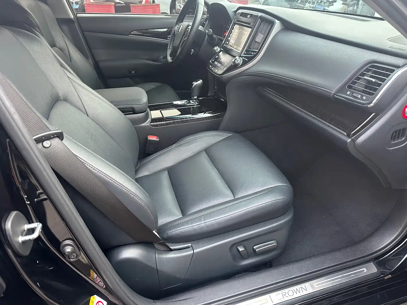 Toyota Crown 2015 2.0T Fashion фото 9