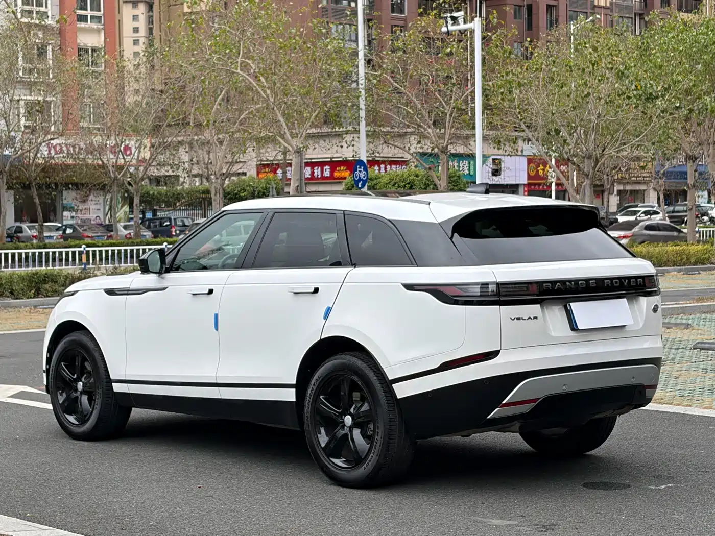 Land Rover Range Rover Velar 2024 S фото 8