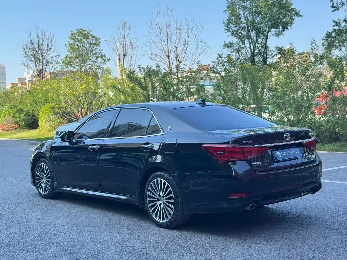Toyota Crown 2017 2.0T Sport Edition фото 8
