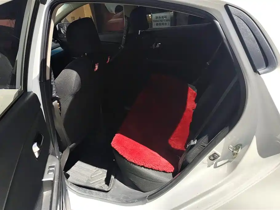 Kia K2 2015 Sedan 1.4L MT GLS фото 11