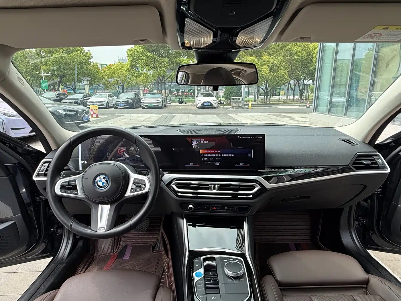 BMW i3 2022 eDrive 35 L фото 12