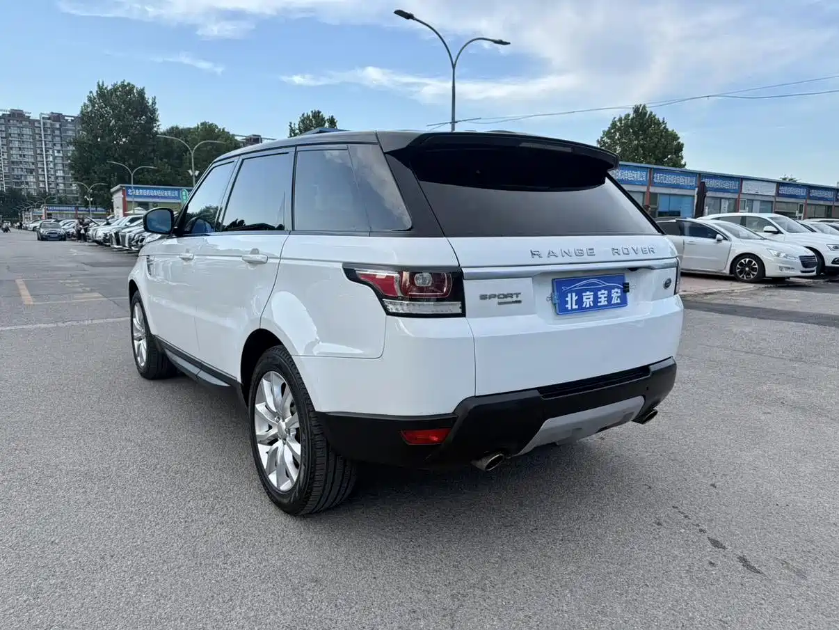 Land Rover Range Rover Sport 2014 3.0 SC V6 HSE фото 16