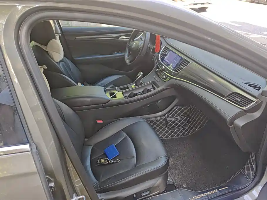 Buick LaCrosse 2019 28T Luxury Edition фото 8