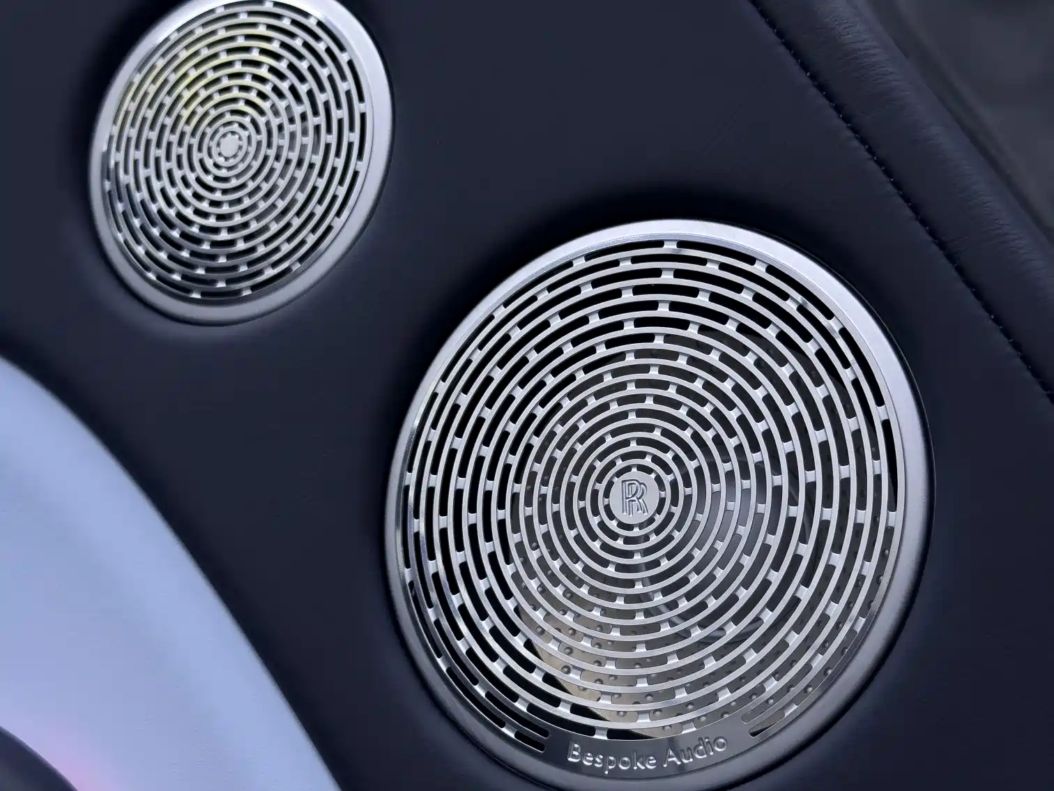 Photo 10 - Rolls-Royce Spectre