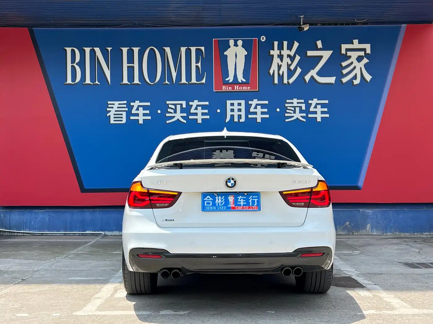 BMW 3 Series GT 2019 330i xDrive M Sport Black Night Edition фото 23