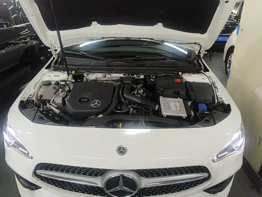 MERCEDES-BENZ CLA (IMPORT)