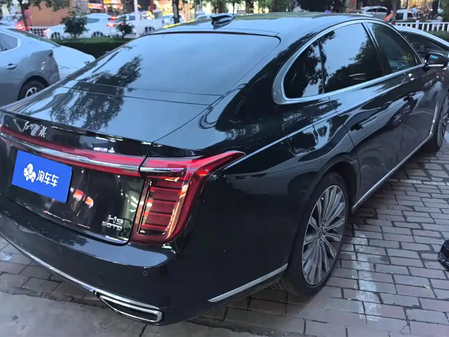 Hongqi H9 2020 2.0T Smart Connection Qi Chang Edition фото 3